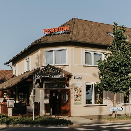 Korona Pension And Restaurant Hévíz Exterior foto