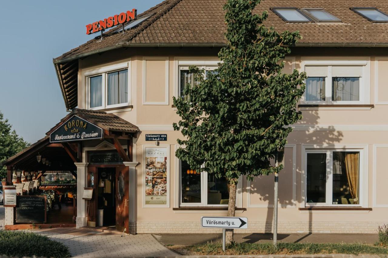 Korona Pension And Restaurant Hévíz Exterior foto